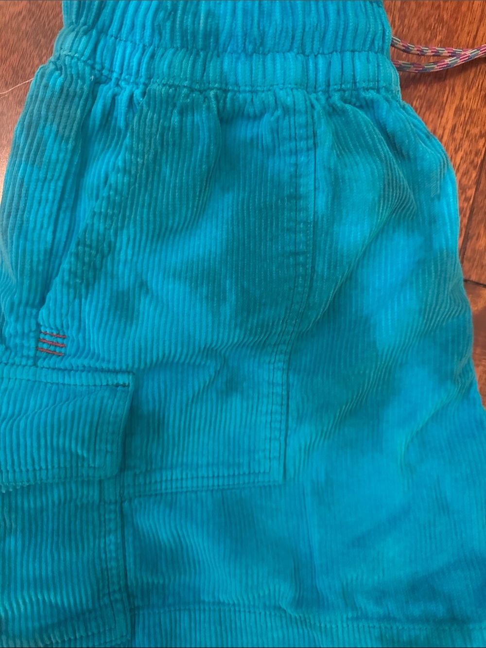 BDG Turquoise Tie-Dye Cargo Corduroy  Shorts - Picture 4 of 4